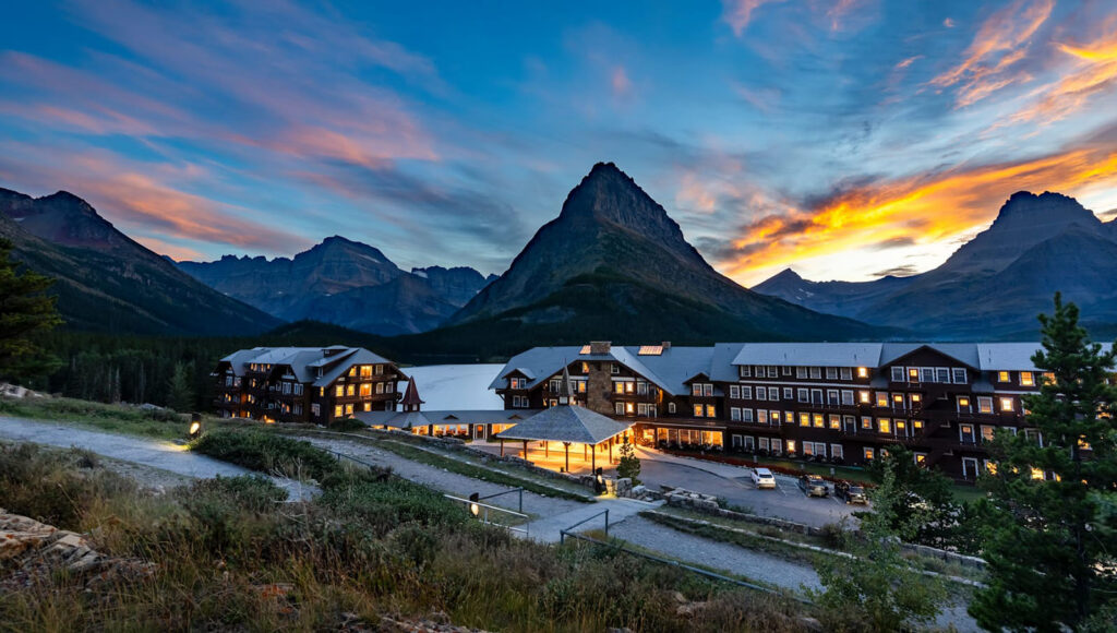 Glacier National Park Lodging | Many Glacier Hotel